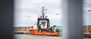 Stort sjödrama utanför Visby: Bogserbåt tvingades kapa lasten