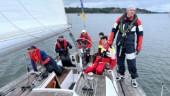 Strängnäsbåt fick bryta Gotland runt i hårt väder