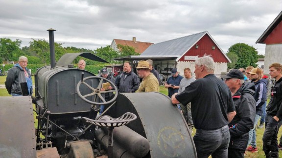 Veteranfordon på Vanges Museigård söndag den 30 juli