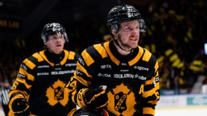 Galet jämnt – hur man än tippar sticker man ut hakan