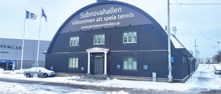 Gamla tennishallen hotas av nedläggning – knäcktes av energipriserna