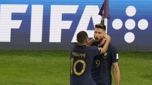 Giroud historisk – Frankrike till kvartsfinal