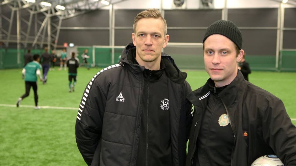 HFK-tränarna Jerker Einarsson och Alexander Sundquist är redo för en ny match.