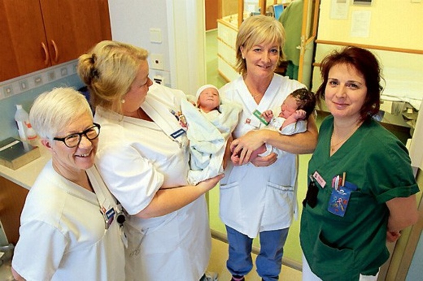 Anita Malm, barnmorska och avdelningschef på förlossningen, Katarina Engström Jansson, barnmorska, Susanne Holmström Johansson, undersköterska och Mariela Akl, undersköterska.