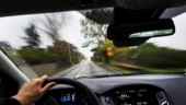 Hon lämnade ratten – i 200 km/h