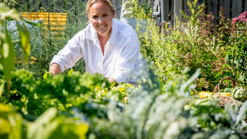 "Köksträdgården är en tillflyktsort som ger massor med energi", säger Karin Ericson.