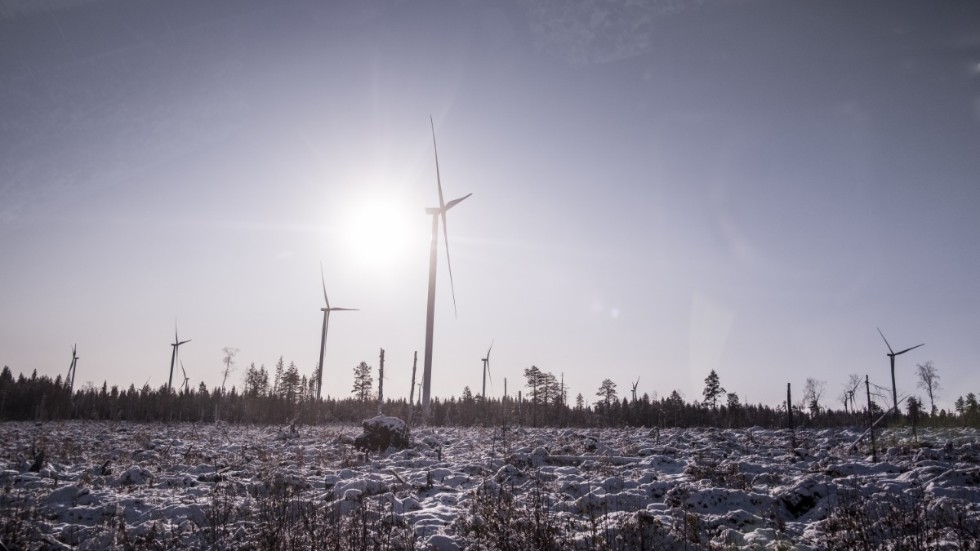 En landbaserad vindkraftsetablering innebär att omgivande fastigheter avsiktligt skadas, skriver Hans Kindstrand, RVNO.