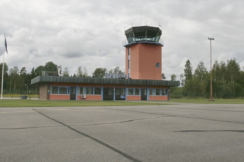 Liten terminal i Kjula som under fem år växte till ett stort luftslott. 
