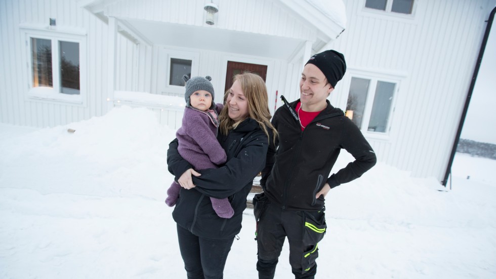 Cirka ett år efter att Kalle Nurminen och Emma Isaksson hade köpt hus i Ängesträsk följde Kalles syster Kajsa Nurminen och hennes sambo Alexander Sundqvist i deras fotspår.