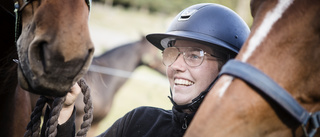 Matilda svårt skadad i hästolycka – nu rider hon igen: "Hästarna har betytt så mycket"