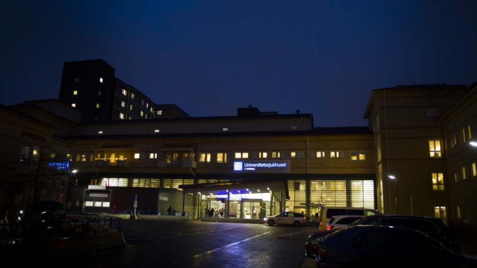 Flimrande stroboskopljus hör inte hemma på Universitetssjukhuset, påpekar insändarskribenten.