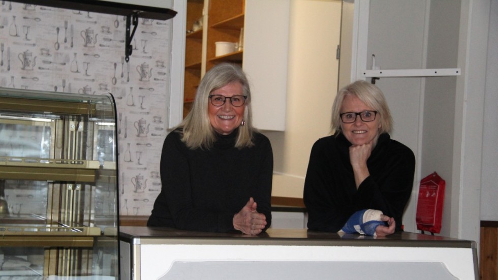Anna-Lena Monell och Sofie Didi, som tidigare drev Hornåbergs camping, tar nu över Horns Café.