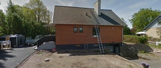 Huset på adressen Solbergavägen 3 i Österstad, Motala sålt på nytt - har ökat mycket i värde