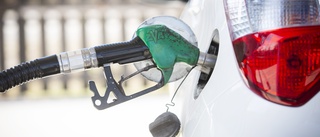 Nu ska bensinen bli billigare – eller?