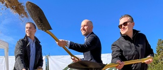 Nu startar bygget av Trångsfors nya förskola • Byggare och politiker tog första spadtaget