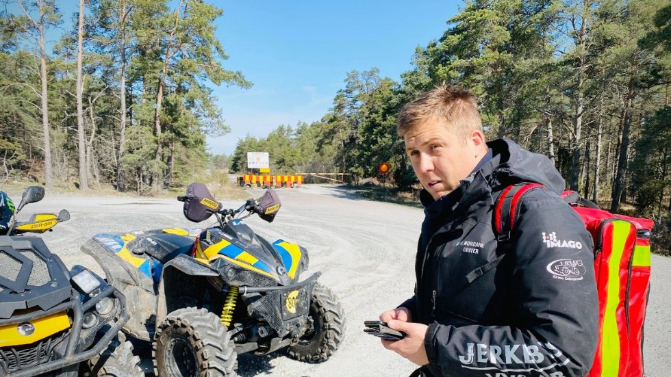 Joakim Nordahl, Gotlands ATV, är en av många som deltar i sökandet efter den försvunna kvinnan i Lärbro.