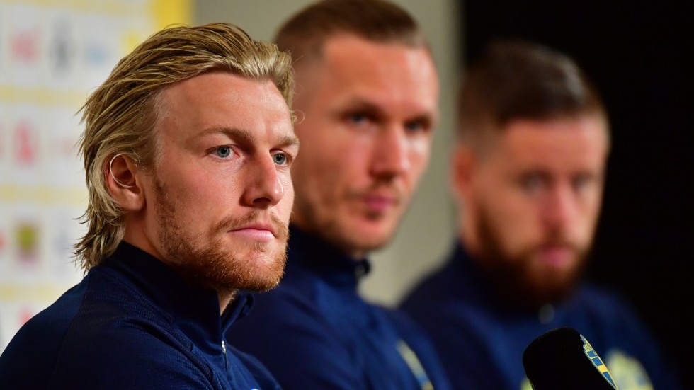 Emil Forsberg tillsammans med Robin Olsen och Pontus Jansson, två av hans bästa vänner.