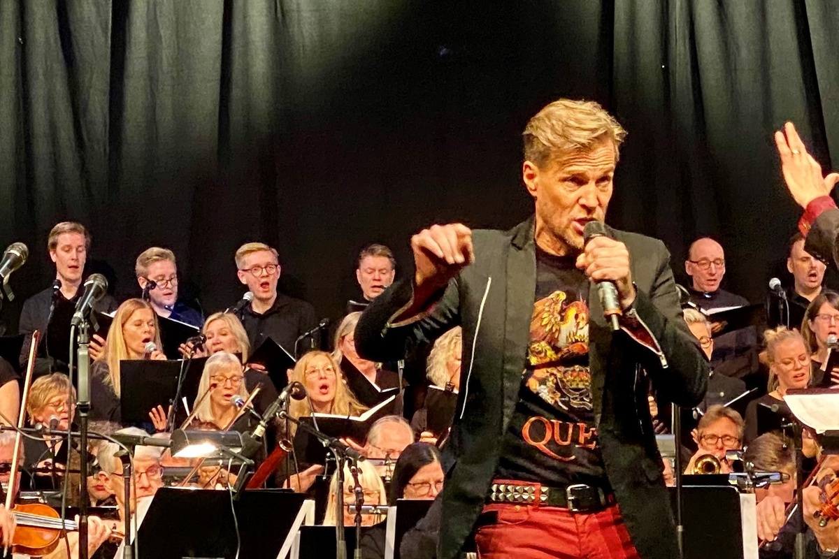 Katrineholms symfoniorkester rockade i mötet med Queen Kkuriren