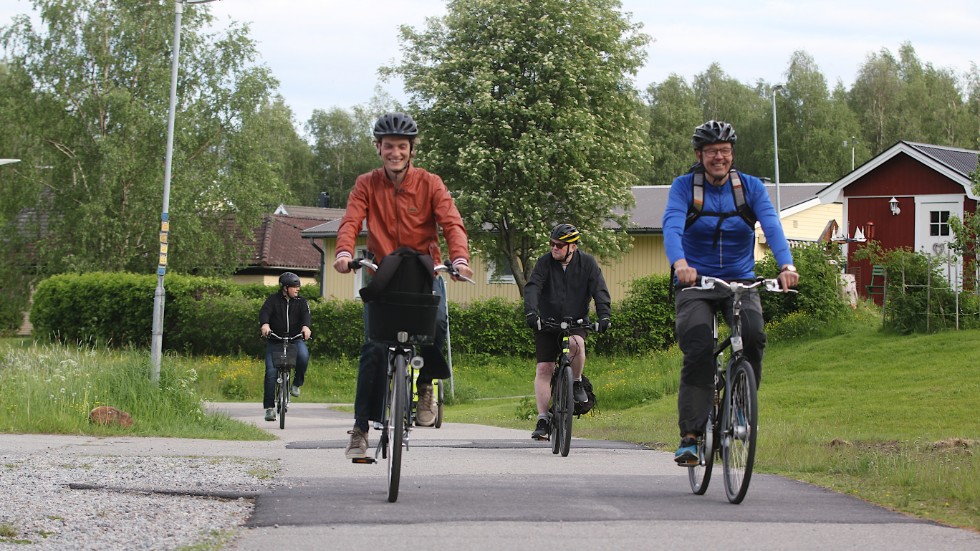 Under onsdagen genomfördes en cyklande workshop längs Ankarskataleden och delar av Djupviksleden. I täten cyklar Axel Pihl och Anders Mellberg.