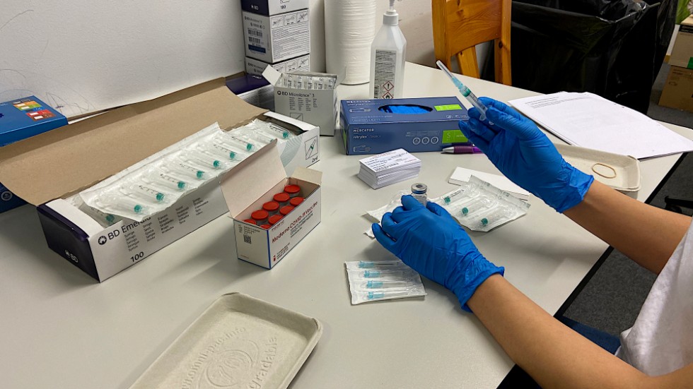 Vaccineringen mot covid-19 har skjutit fart i Östergötland den här veckan.