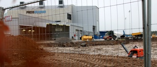 Här byggs ny jättehall – för 20 000 paket per dag • Levererar till Västervik • "Paketvolymen växer dramatiskt"