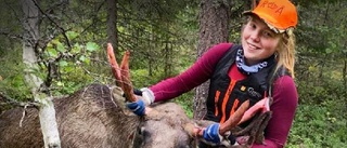Fullträff när Mathilda, 20, testade jaktlyckan i Säivis: "Det blev premiärälgen kan man säga – fast det blev två"