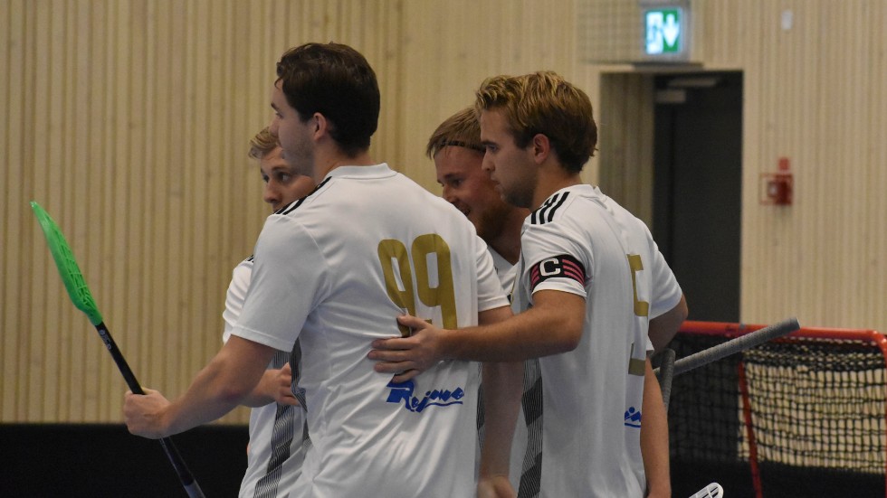Rimforsa vann senaste matchen mot Linköping Universitet med hela 21-5. Nu väntar Finspång borta på söndag. 