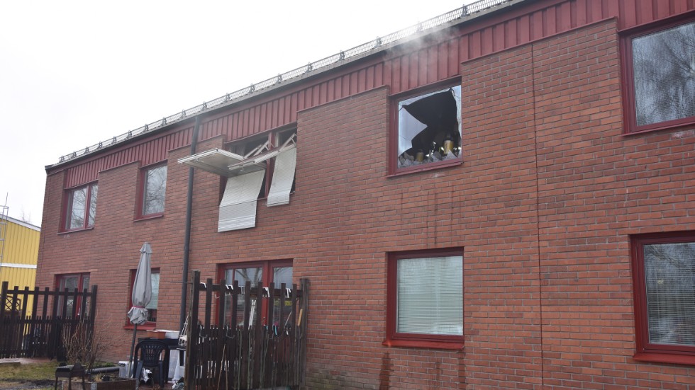 En person greps misstänkt för att ha förorsakat branden i ett flerfamiljshus. Arkivbild.
