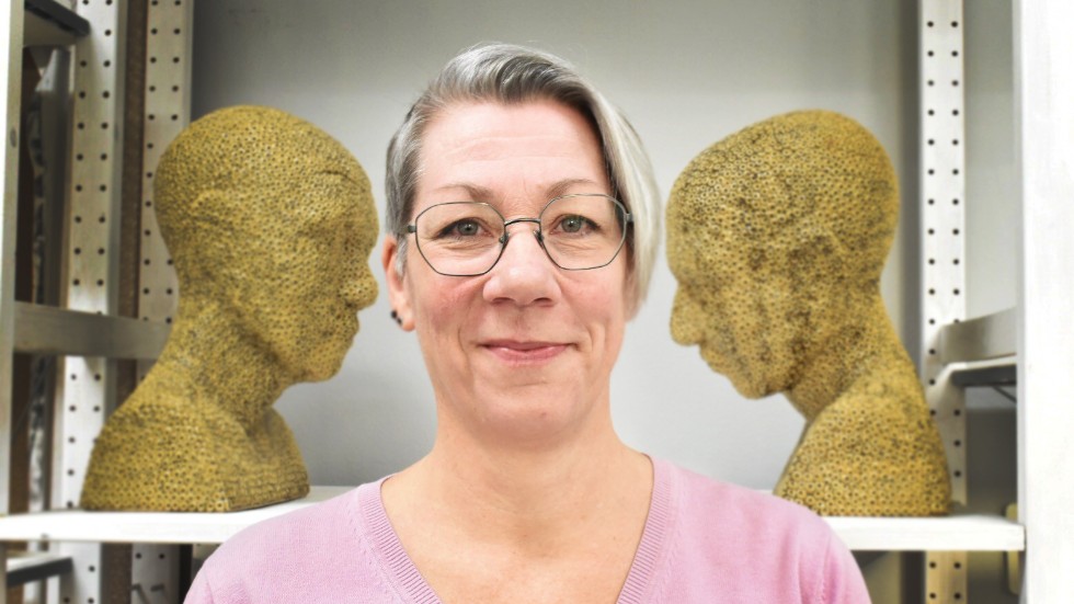 Katarina Sundkvist Zohari, konstnär som arbetar främst i lera. Hon har sin ateljé i Ulleråker i gamla hospitalet.