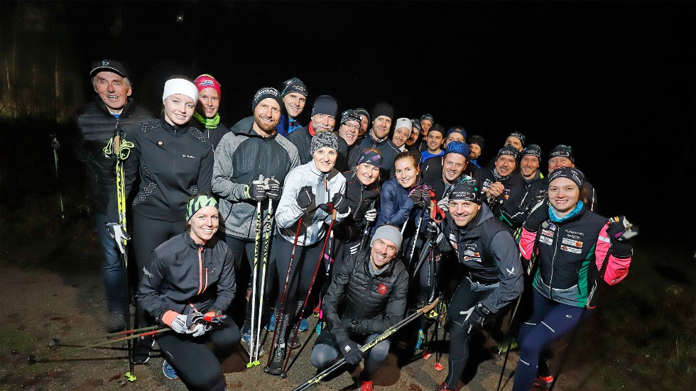 Intresset från stadens längdåkningsklubbar var stort när chansen gavs att få träna tillsammans med skidikonen Johan Olsson i Vilsta på onsdagskvällen. 