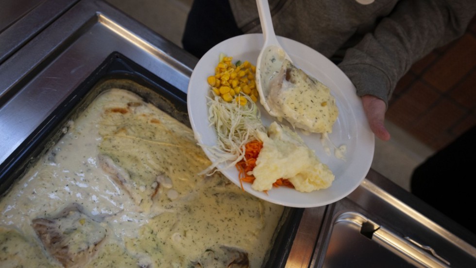 För de gymnasielever som bor i Boxholms kommun erbjuds efter påsklovet mat i skolmatsalen Parketten.