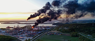 Komplicerad brand i kemifabrik släckt