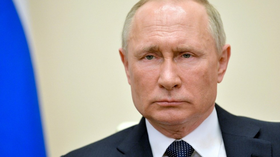 Vladimir Putin är president och arvtagare till Sovjetmakten. 