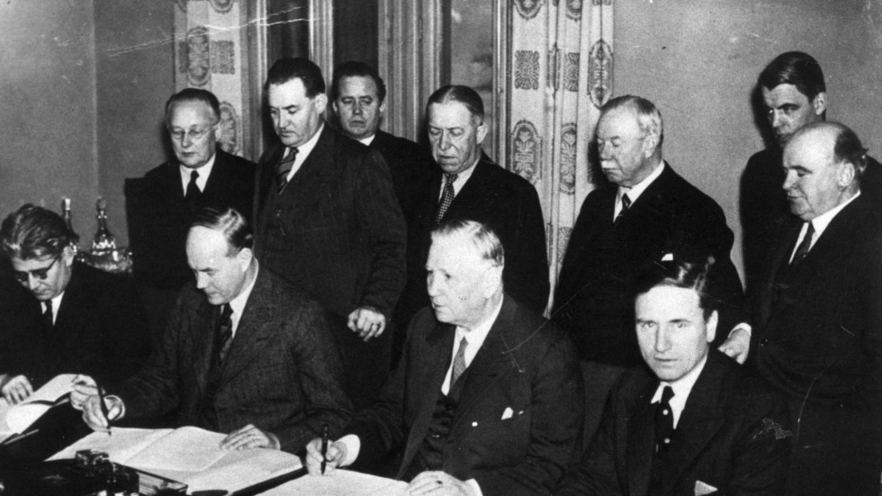 20 december 1938 undertecknade SAF och LO det så kallade Saltsjöbadsavtalet. 2020 behövs en liknande förhandling för att lösa konflikten kring arbetsrätten.