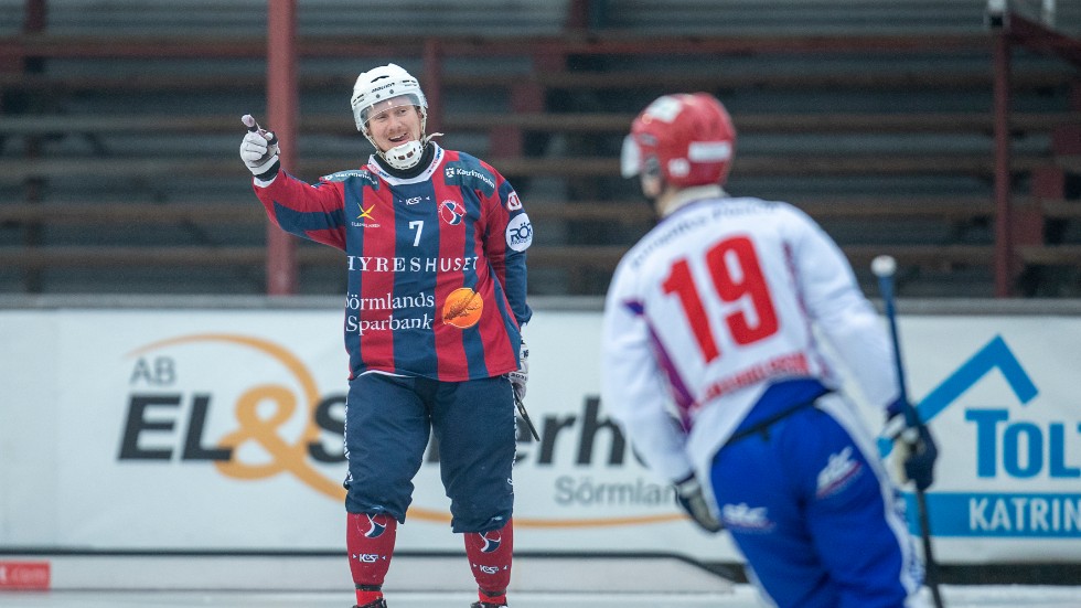 Niklas Erikssons fem mål på söndagen tog upp honom i delad skytteligaledning, tillsammans med Linus Doktare.