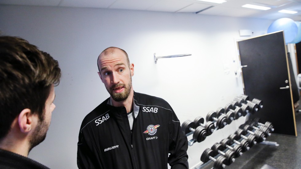 Robin Jonsson har förlängt sitt kontrakt med Luleå Hockey. (Arkivbild)