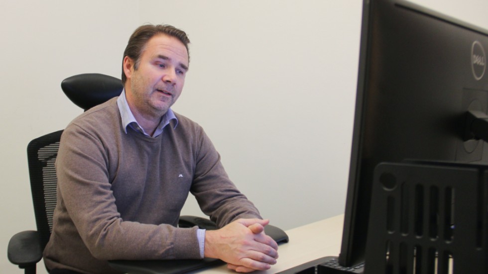 Digital stress på arbetsplatser på grund av datorstrul är ett växande problem, enligt it-företaget Knowits vd i Uppsala, Magnus Tauvon.