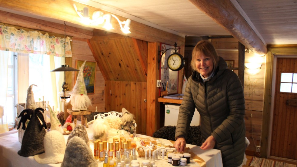 Tovade föremål och hudvårdsprodukter av örter är Kerstin Ankerviks melodi.
