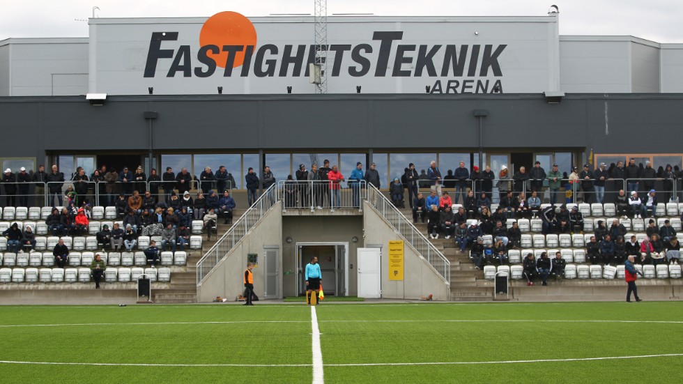 Onsdagens match mellan Lindö och Sleipners P17-lag är inställd av säkerhetsskäl. Bilden är från ett helt annat tillfälle på arenan.