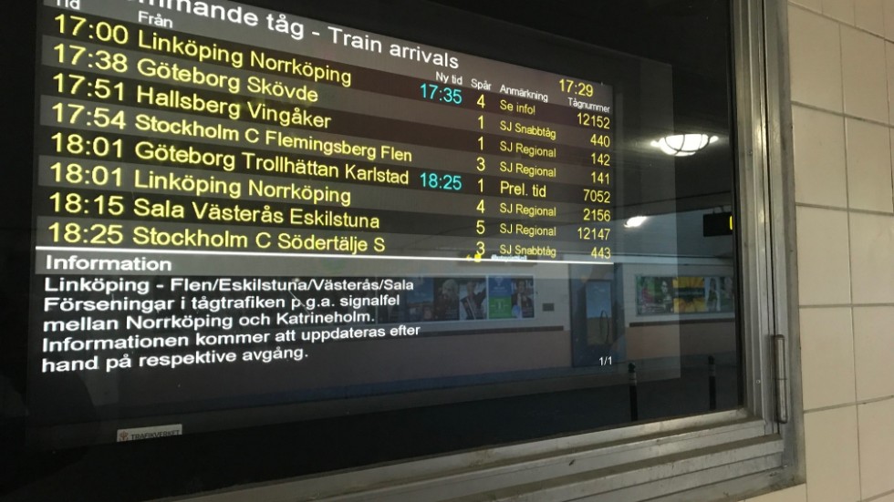 Förseningar på upp emot 30 minuter drabbade på fredagskvällen all tågtrafik på sträckan Norrköping-Katrineholm-Flen-Eskilstuna.