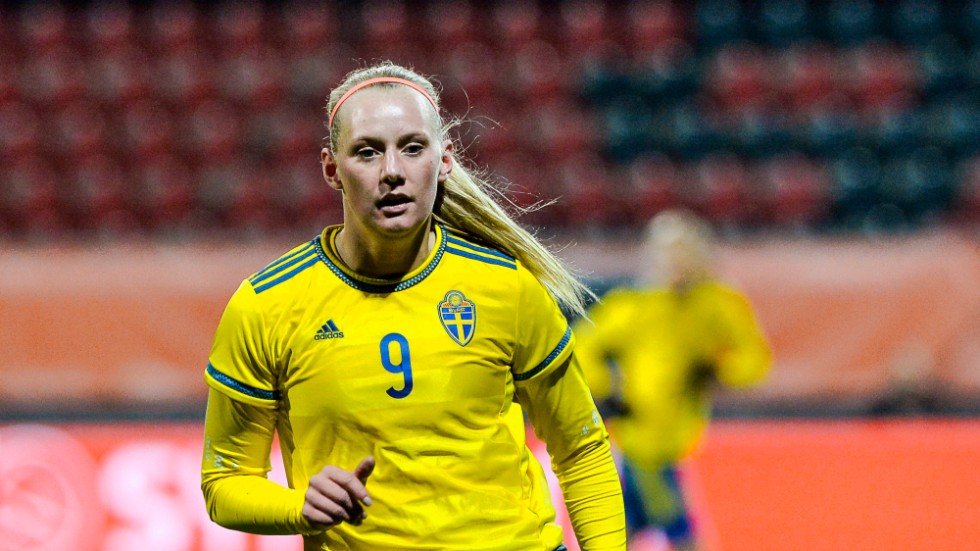 Stina Blackstenius från Linköpings FC besöker Rimforsa för att berätta om sina egna erfarenheter inom dubbelidrottande.