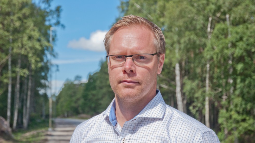 Jonny Jakobsson är VA-chef vid Oxelö energi. Han och Oxelösunds kommun varnar nu för en aktör som påstår sig komma från kommunen. 