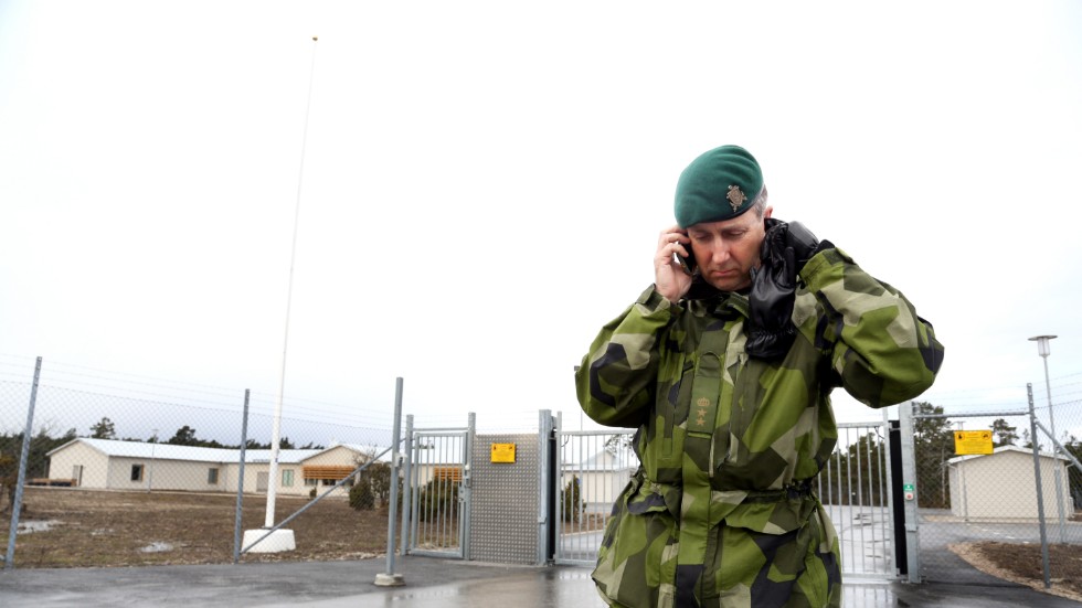 Chefen Hans Håkansson kommer att kunna samla sin stab på P 18 i en byggnad på Tofta inom drygt ett år. Idag är staben spridd på fyra lokaler.