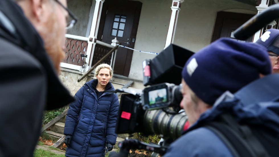 Eva Röse menar att rollen som Maria Wern har fått henne att växa. Nästa vecka är hon regissör för det extrateam som ska ta bilder till nya avsnitten.